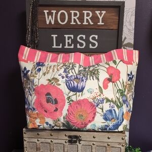 Estee Lauder Botanical Tote - Pink and Cream